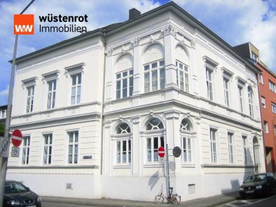 "Sie haben die Gelegenheit, zwei hochmoderne Wohnungen in Trier Zentrum in Top-Lage zu erwerben – je
