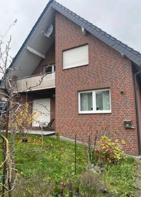 Freistehendes 2-Fam.-Haus mit Terrasse, Garten und Garage!