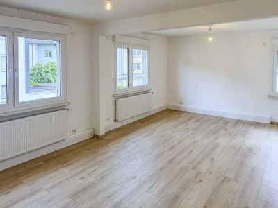 moderne 2,5-Zimmer-Wohnung mit Einbauküche in Altenbochum