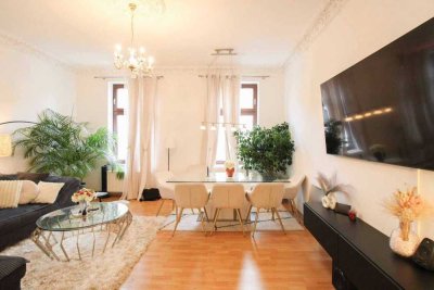 Altbaucharme mitten in Potsdam: Vermietete 3-Zimmer-Wohnung mit Stellplatz