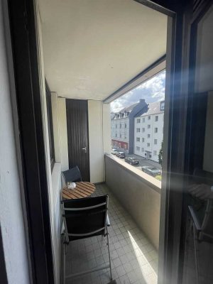Schöne 1-Zimmer-Wohnung mit Balkon und Einbauküche in ruhiger Lage!
