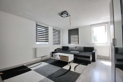 ** helle 1-Zimmer-Terrassenwohnung **