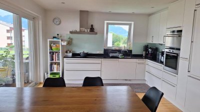 Moderne 4-Zimmer Wohnung mit Terrasse, Keller u Tiefgarage