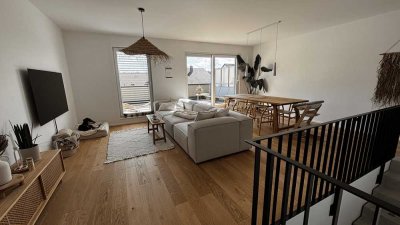 Haus im Haus - familiengerechte 4,5 Zimmerwohnung mit Balkon/ Dachterrasse, Einbauküche , 2 Bäder