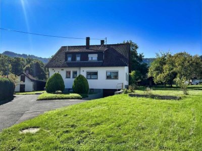Attraktives Familienhaus mit großem Gartenparadies