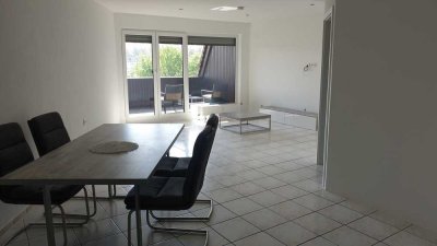 Taumhafte 3 Zimmer Dachgeschosswohnung mit tollen Platzangebot