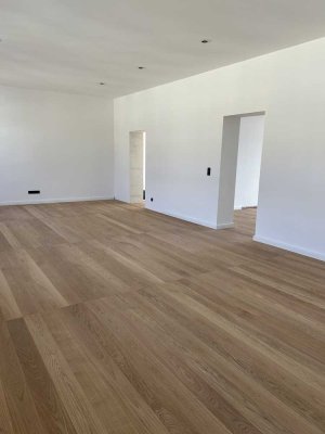 Erstbezug! Exclusiv in Flingern- Altbaucharme trifft modernes Wohnen