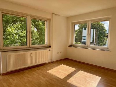 2 Zimmerwohnung mit Balkon im oberen Geismar / unterhalb der Zietenterrassen