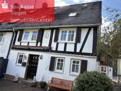 Kleines Reihenendhaus mit Garage in zentraler Lage von Siegen-Eisern