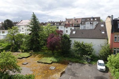 Innenstadtnahe, hochwertige 4-Zimmer-Citywohnung mit Blick ins Grüne