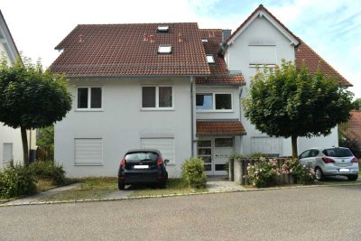 3-Zimmer-Wohnung mit Balkon und TG-STP