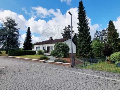 Dornburg/Langendernbach: Bungalow auf parkähnlichem Areal mit Garagen