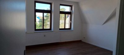 Ruhige 2 Raumwohnung  Dachgeschoß mit Dusche