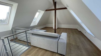 Tolle Dachgeschosswohnung über zwei Ebenen am Michaelsberg