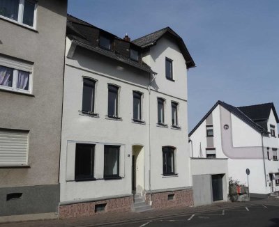 TOP-renoviertes EFH mit kleinem Apartment in Höhr-Grenzhausen