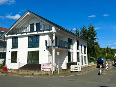 ***Erstbezug, Sehr schön nachhaltige 4 Zimmer OG -Wohnung mit Balkon in Groß-Umstadt***