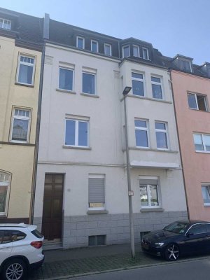 Neu renovierte 75 m² Wohnung mit Balkon in zentraler Lage von Hamm