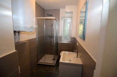 Frisch renovierte 2-Zimmer-Hochparterre-Wohnung mit Balkon in St. Mang Kempten