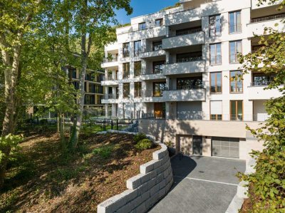 COME IN & LIVE LUXURY: Nizzaallee, 
Apartment in bester Lage: 
Möbliert und sofort bezugsfähig!