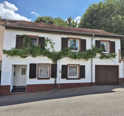 Gemütliches Wohnhaus mit Dachterrasse - Bobenheim/Berg