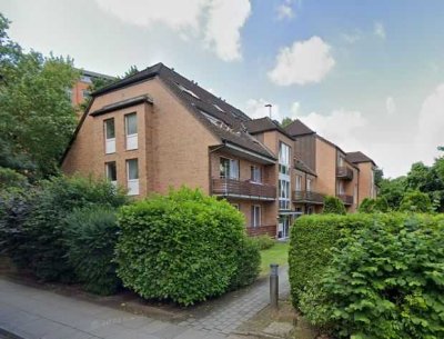 Schöne Wohnung über 2 Ebenen mit Balkon und zwei Bädern in guter Wohnlage