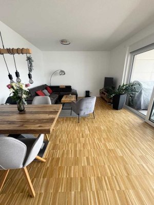 Moderne 4-Zimmer-Wohnung mit großer Dachterrasse im Jägerhofquartier