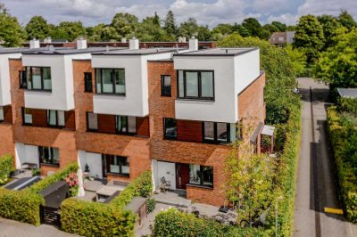 Reserviert: Design trifft Lage: Modernes Endreihenhaus in Hamburgs Premiumlage