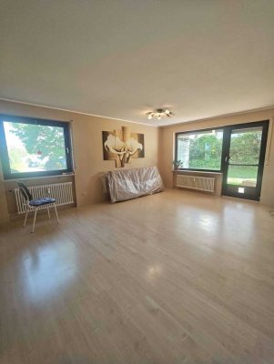 97 m² Wohnfläche | 4 Zimmer | Südterrasse & Garten | TG-Platz für 11.000 € – Eislingen/Fils