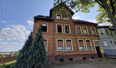 Vollvermietetes 3-Familienhaus mit solider Rendite