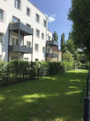 2-Zimmer-Erdgeschoss-Wohnung mit Garten sucht Sie!