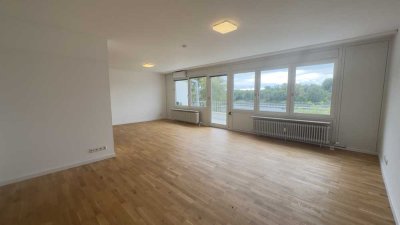 Atemberaubender Rheinblick: Moderne 3-Zimmer Wohnung