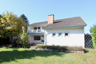 Freistehendes Einfamilienhaus mit traumhaftem Garten auf 836 m² großem Grundstück!