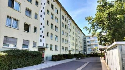 Freundliche*lichtdurchflutete 3- ZKB - ETW  in ruhiger Wohngegend*****