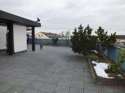 Penthouse mitten in Nauheim mit ca. 135m² Wohnfläche und 185m² Terrasse inkl. Garage