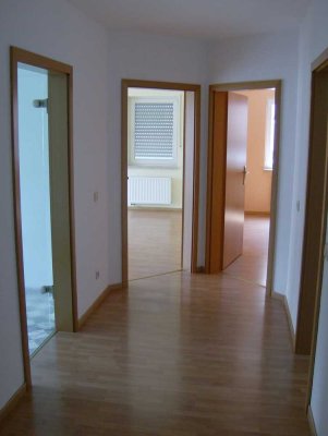 Ansprechende 3-Zimmer-Wohnung mit EBK und Balkon in Dernau
