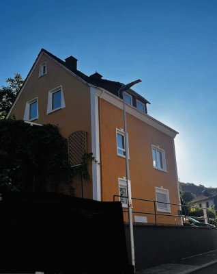 Attraktives 6-Zimmer Zuhause in Weinbach mit riesigen Grundstück