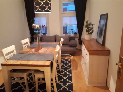 Schöne 3-Zi-Wohnung mit Balkon + Einbauküche