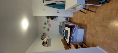 10m² Zimmer in Frauen-WG mit Balkon im 7. Stock