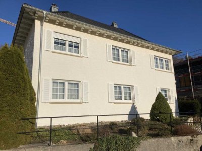 Top gepflegte Unternehmervilla in begehrter, sonniger Wohnlage in Albstadt-Tailfingen
