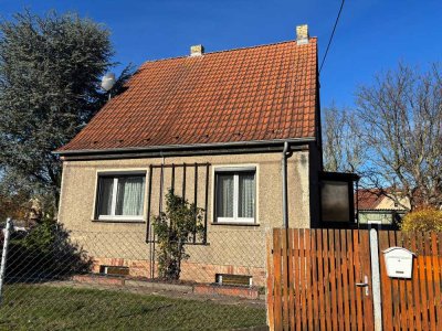 Freistehendes Einfamilienhaus mit herausragendem Grundstück und vielseitigem Potenzial