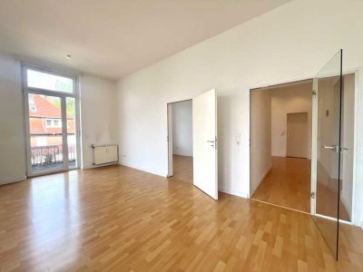 � Wohnen am Stadtpark - 2,5-Zimmer-Wohnung in Altbauvilla  mit Wintergarten & Terrasse ☀️�