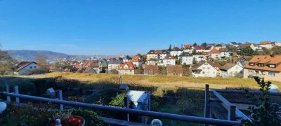 3-Zimmer Wohnung in Stuttgart am Rotenberg mit Weitblick und Balkon & Terrasse