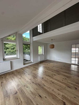Helle 4,5 Zimmer Maisonette Wohnung im Grünen