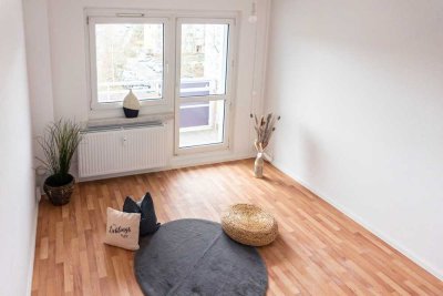 Kleine 2-Raum-Wohnung mit Balkon