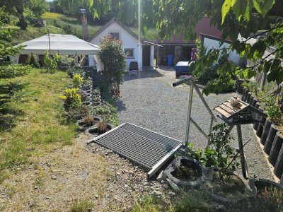Exposé: Charmantes Tiny House mit großem Gartenparadies in Künzing