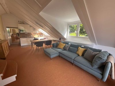 möblierte 1,5-Zimmer-Dachgeschosswohnung in Bad Homburg/Kurpark an Wochenendheimfahrer zu vermieten
