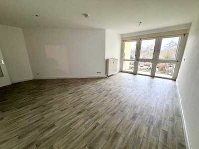 Erstbezug nach Modernisierung I 2-Zimmer-Wohnung I Tiefgarage & Balkon in idyllischer Spreelage