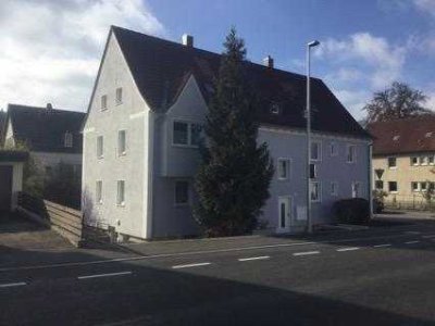 Hier wartet eine neu-renovierte 3-Zimmer-Wohnung auf Sie!