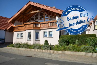 DIETZ: Großzügiges Einfamilienhaus in Schaafheim OT Radheim! 4 Freisitze und große Garage! Ab 15.11.