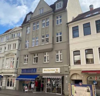 Großzügige 3,0-Zimmer-Wohnung, Große Str. 30, 1.OG
               ! Bitte bewerben Sie sich online